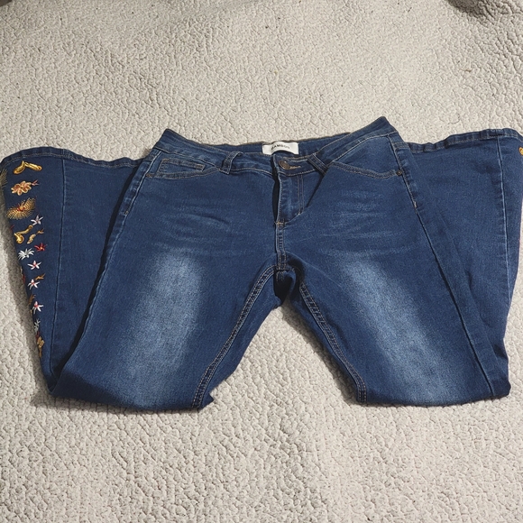 Bamboo Embroidered Flare Boho Jeans 9 Blue Stretch Juniors - Picture 4 of 7